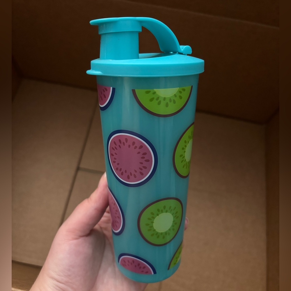 Tupperware 16oz Fruit Print Cup with Flip-Top Lid